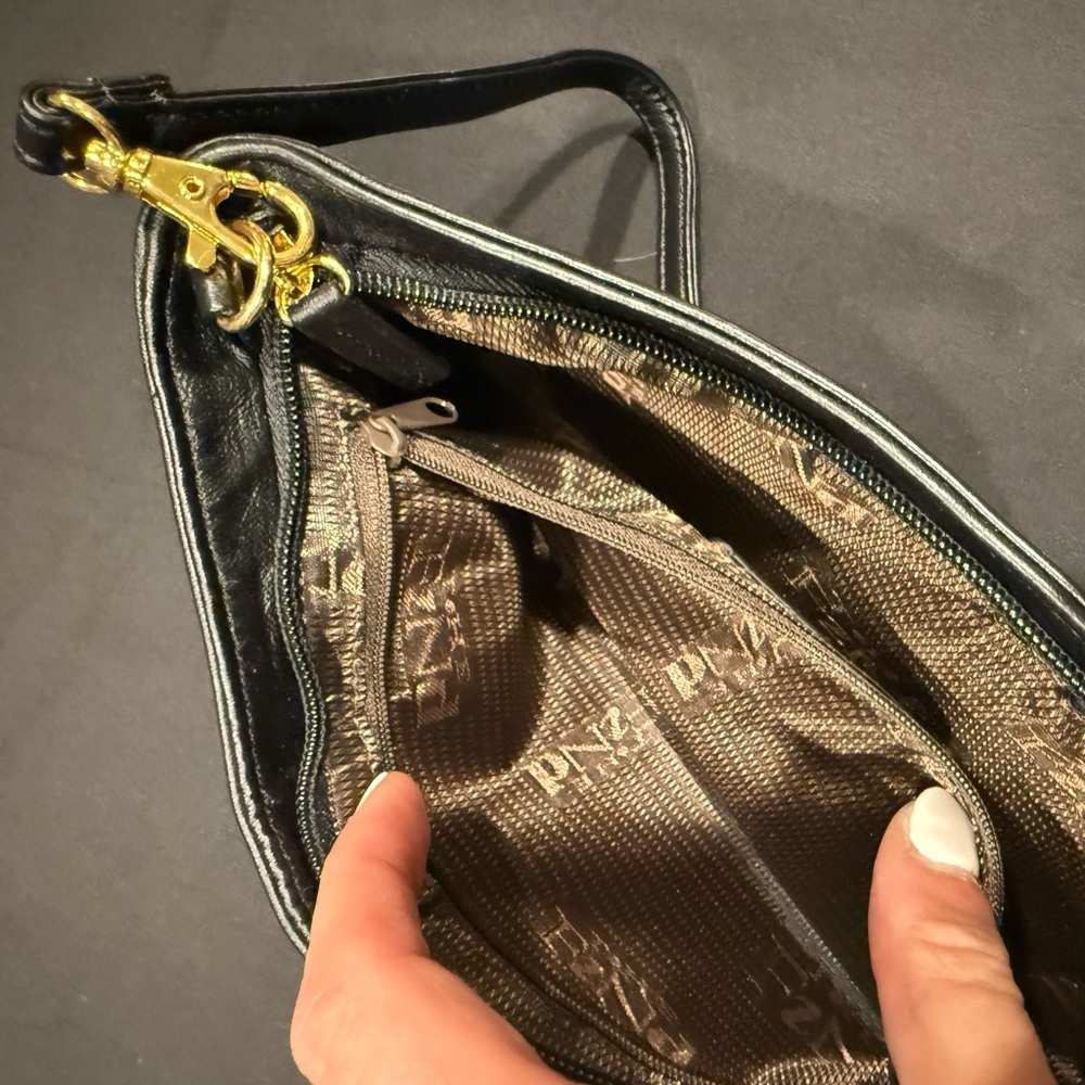 The FIND Black Leather Shoulder Bag NWOT - Picture 10 of 14